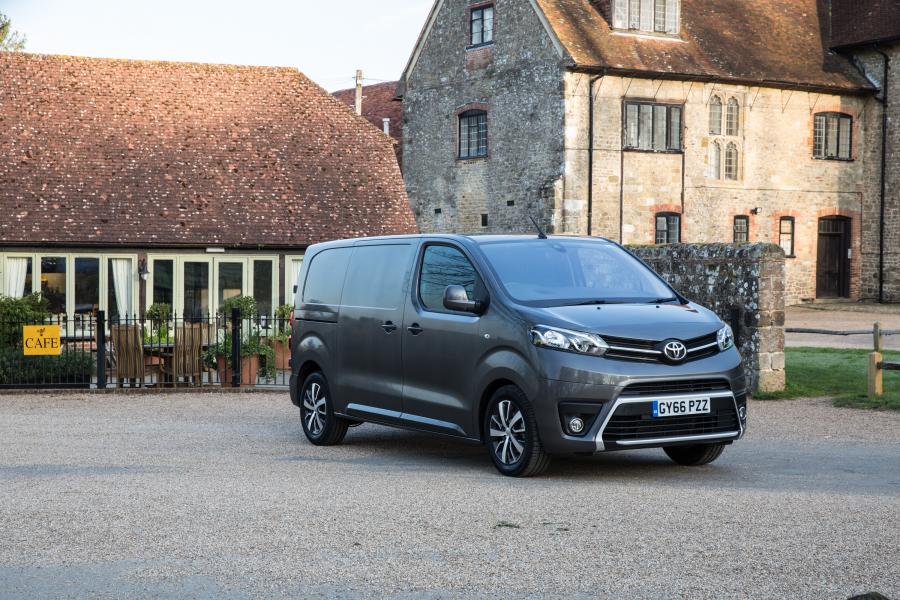  Toyota ProAce Van 2017 года  (UK) (фото 29 из 29)